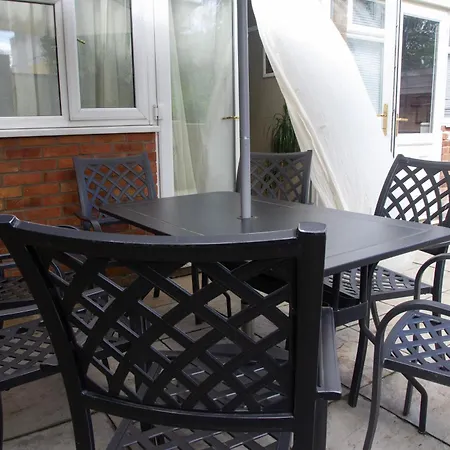 Spacious 4-Bedroom Townhouse With Garden- Perfect For Groups! London Exterior photo