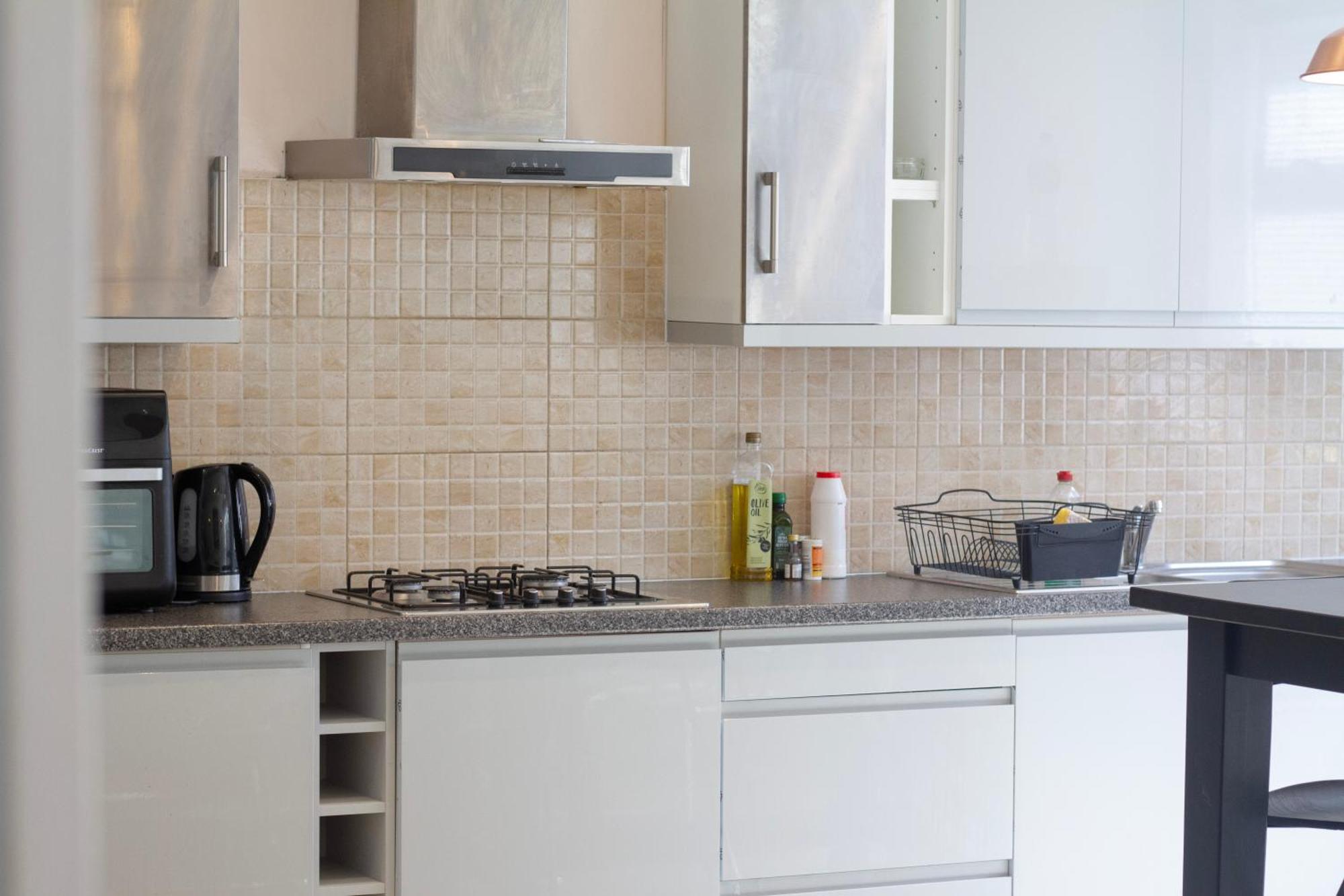 Holiday home Spacious 4-bedroom Townhouse With Garden- Perfect For Groups! London